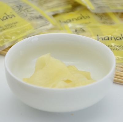 340g Irisan Jahe Acar Manis Cina Putih Dan Merah Muda Dalam Botol